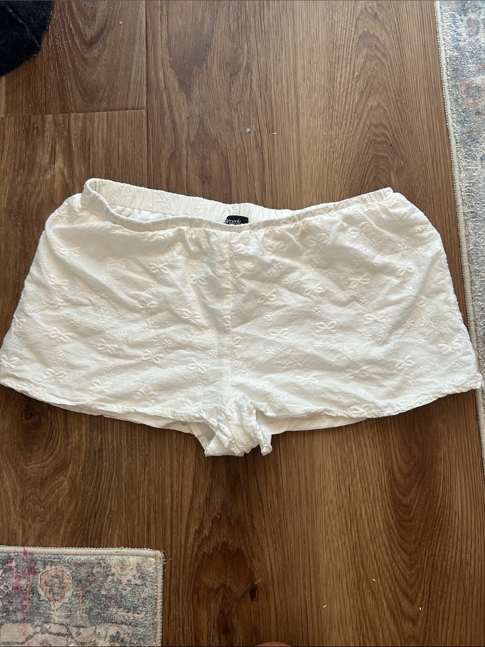 PacSun White Embroidered Cotton Shorts